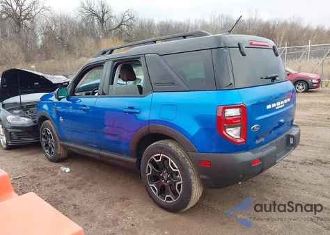 2025 Ford Bronco Sport Outer Banks z USA, uszkodzony, nr VIN 3FMCR9CN4SRE29879